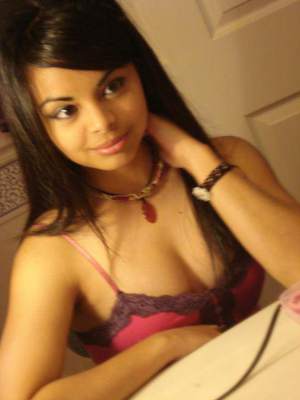 Non nude cute 18 year old girl 553X738 jpeg