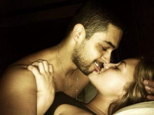 Demi lovato and wilmer valderrama nude 600X449 jpeg