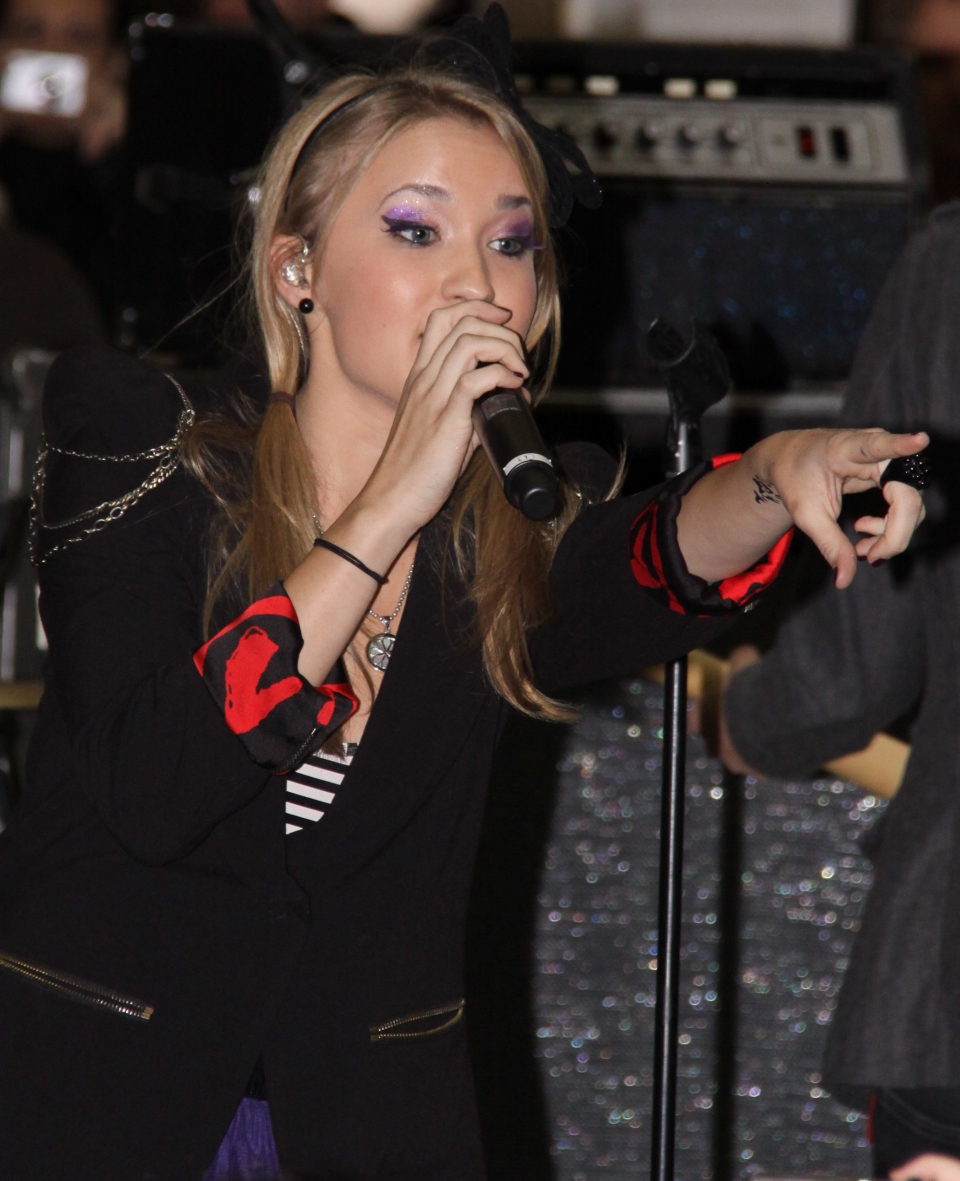 Emily osment upskirt full size