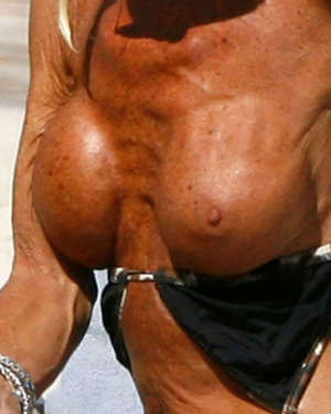 Donatella versace topless 960X1200 jpeg
