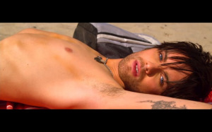 Thomas dekker nude 800X500 jpeg
