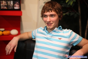 Twink cum facial 960X640 jpeg