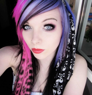 Emo girl with black hair and blue 960X989 jpeg