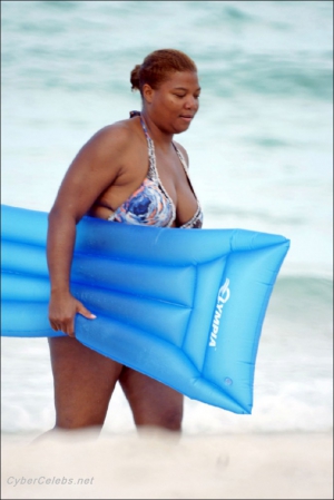 Queen latifah bikini 669X1002 jpeg