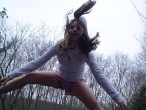Candid teen up shorts 960X720 jpeg