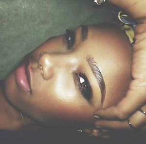 Fleek on eyebrows 500X495 jpeg