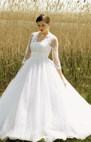 Vintage wedding dresses with sleeves 450X697 jpeg