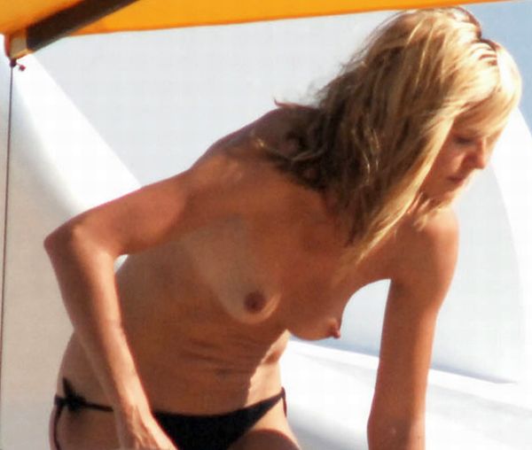 Heidi klum topless full size