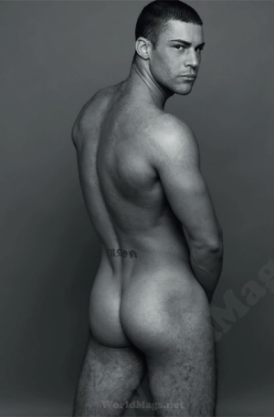 Attitude naked issue 420X640 jpeg