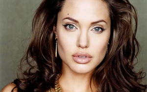 Angelina jolie as 960X600 jpeg