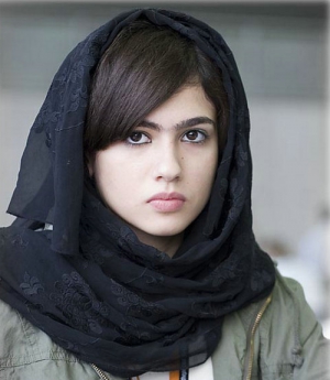 Beautiful middle eastern women 500X576 jpeg