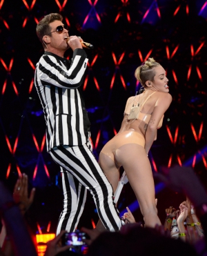 Vma miley cyrus nude 960X1189 jpeg