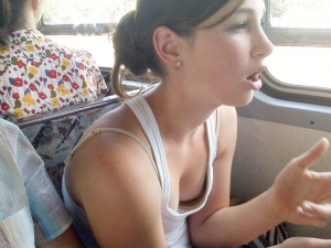 Accidental nudity downblouse nip slip 640X480 jpeg