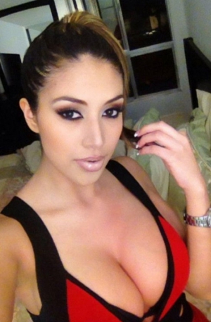 Kim kardashian look alike 550X840 jpeg