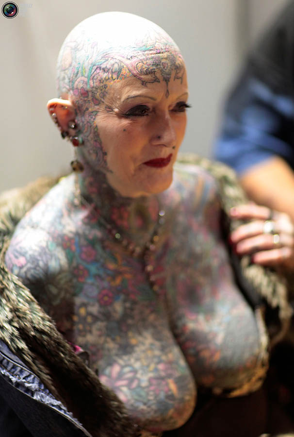 Old women with tattoos full size