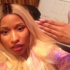 Nicki minaj selfie 960X960 jpeg