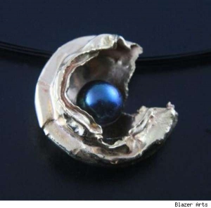Black oyster pearl 600X593 jpeg