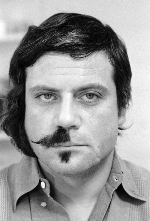 Oliver reed full size