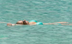Kellie pickler bikini bahamas 960X599 jpeg