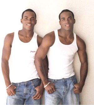 Gay twins keyon and teyon porn 400X448 jpeg