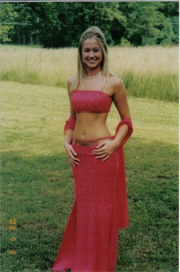 Kellie pickler prom dress full size