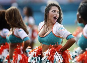 Miami dolphins cheerleaders 615X447 jpeg