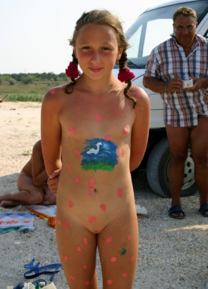 Nude junior miss nudist pageants ru 485X673 jpeg
