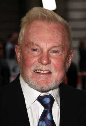 Derek jacobi gladiator 410X600 jpeg