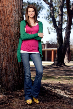 Shailene woodley secret 690X1024 jpeg