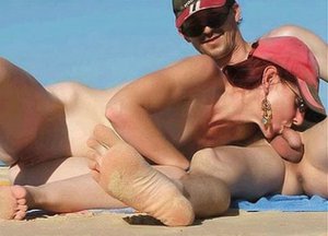 Exhibitionist nude beach sex 665X480 jpeg