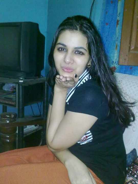 Hot sexy girls iran full size