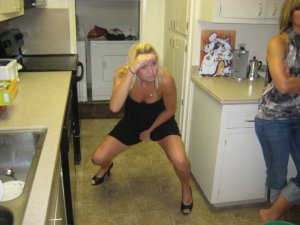 Nude girls college softball players 604X453 jpeg