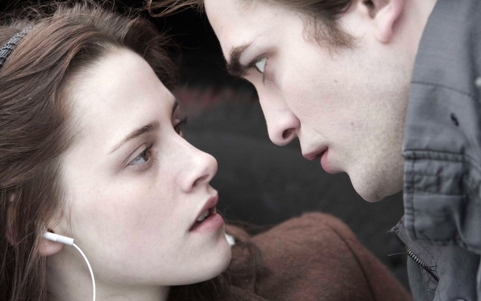 Edward and bella full size