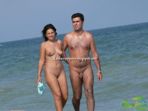 Indian girls nude beach 640X480 jpeg