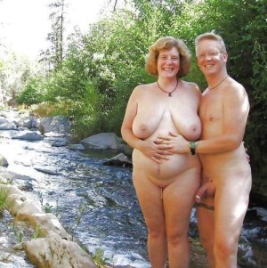 Nudists couples mature 500X503 jpeg