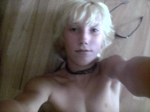 Puberty young teenage boy 600X450 jpeg