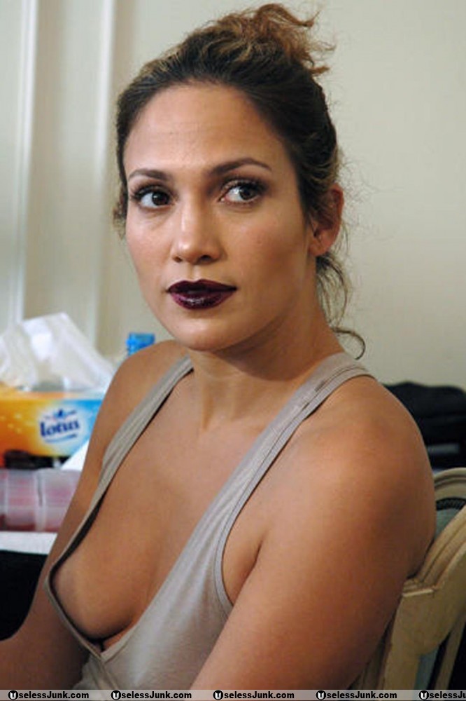 Jennifer lopez nude nip slip full size
