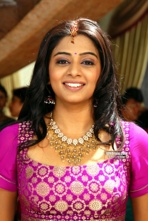 Priyamani indian actress 960X1434 jpeg