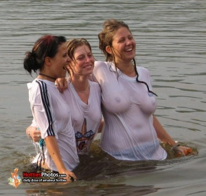 Wet hard nipples through shirt 550X523 jpeg