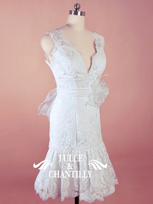 Knee length lace wedding dresses 600X800 jpeg