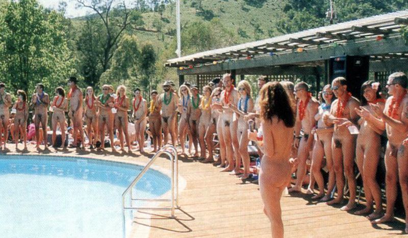 Nude gathering girls full size