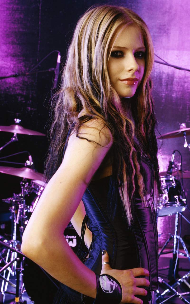 Avril lavigne leaked full size