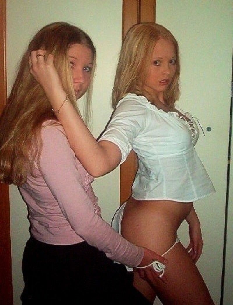 My first lesbian experience full size