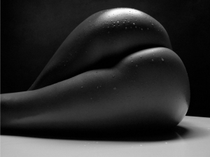 Black and white sexy ass 960X720 jpeg