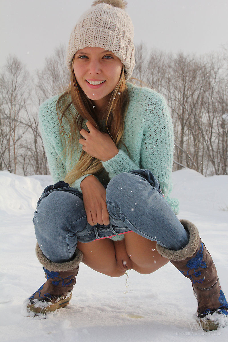 Katya clover pee full size