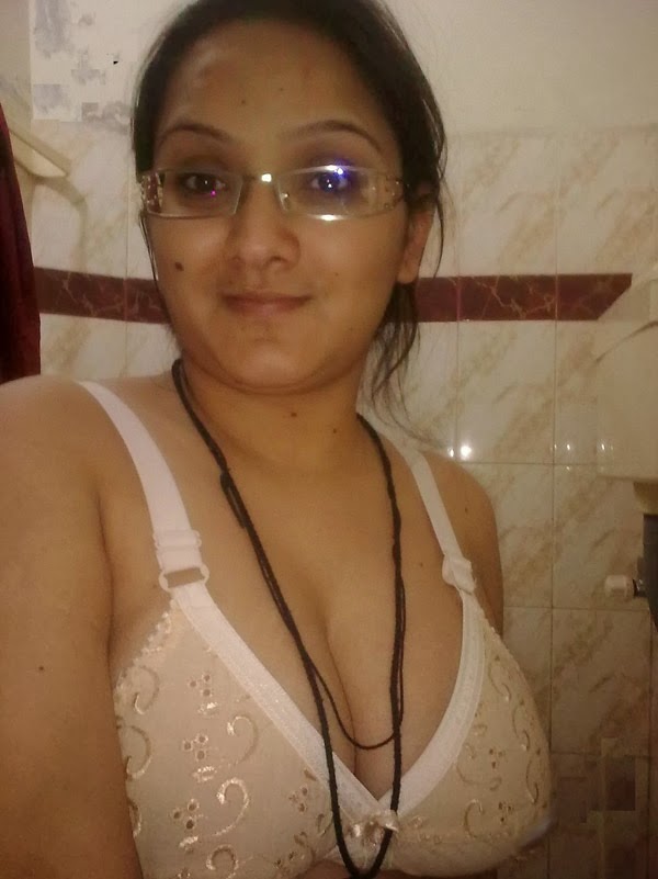 Hot punjabi girls college full size