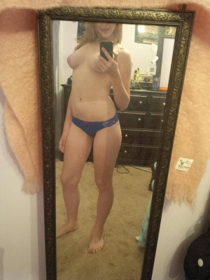 Nicole wetzel nude 960X1279 jpeg