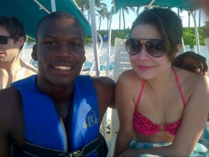 Miranda cosgrove bikini 800X600 jpeg