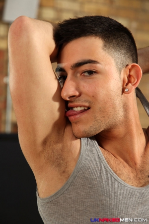 Uncut cock jerking off 683X1024 jpeg