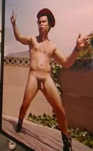 Chris pontius nude 450X731 jpeg
